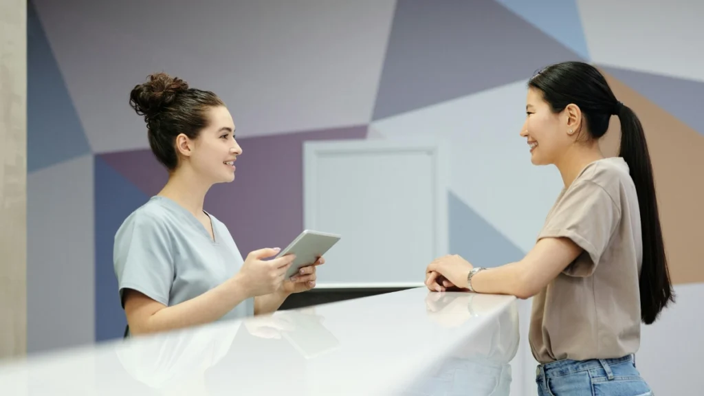 Receptionist Vacancy: No Experience? Just Grade 12 Required
